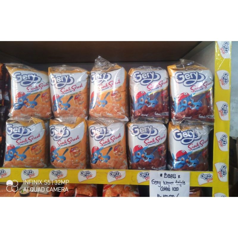 

Gery Snack Sereal Bantal 1 Pack Isi 5 Pcs