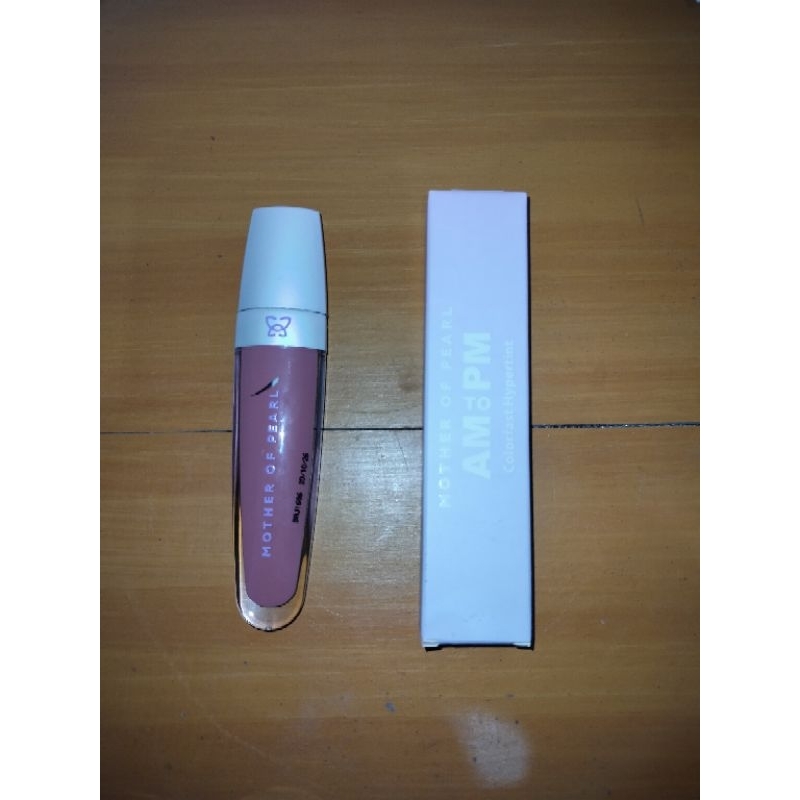 preloved mother of pearl mop am to pm colorfast hypertint lip tint shade 09 staycation
