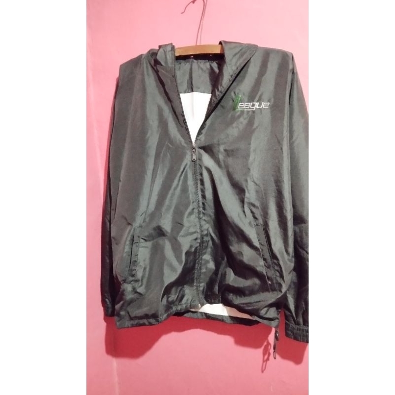 PARASUT JAKET HITAM LEAGUE