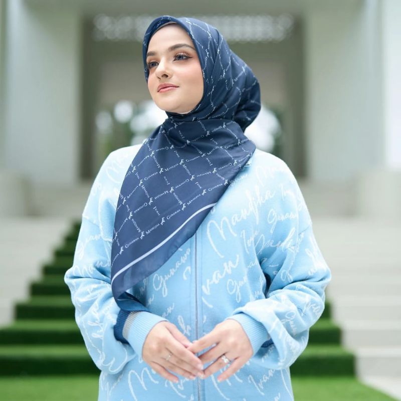 Mandjha Ivan Gunawan Hijab - Monosquare Navy
