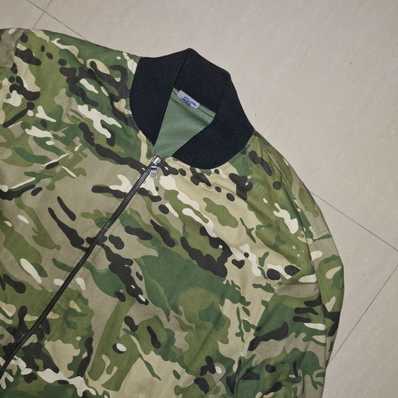 boxy bomber jacket camo