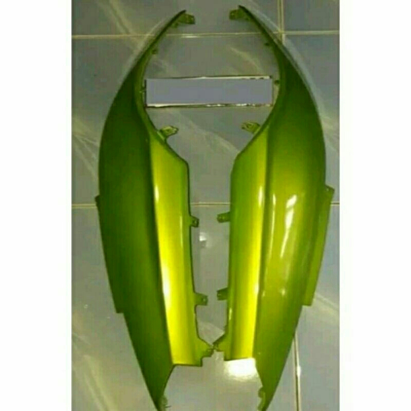 COVER BODY KANAN KIRI YAMAHA MIO J WARNA HIJAU