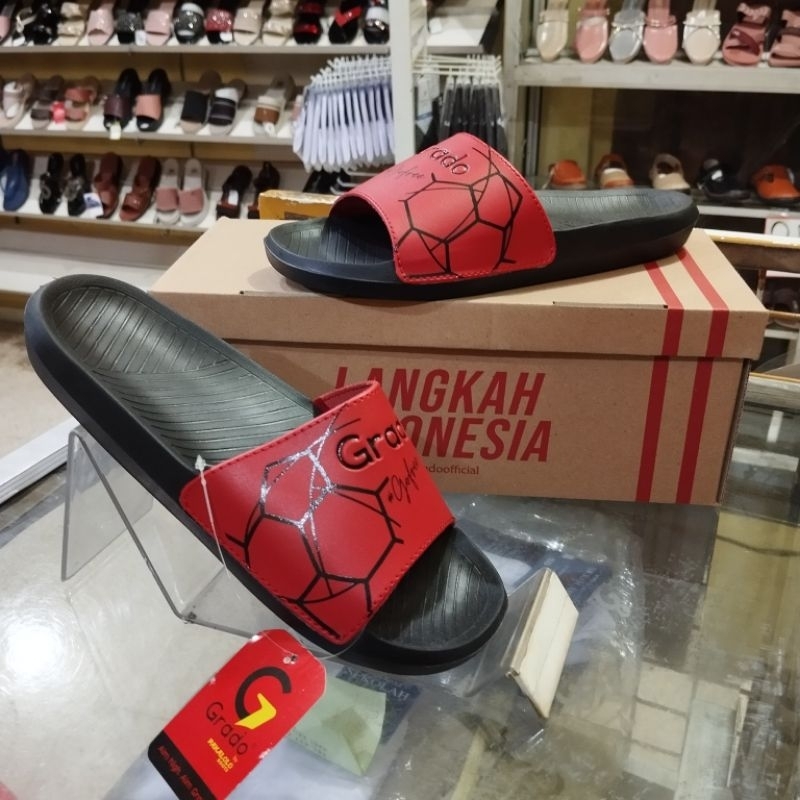 Sandal slop pria Grado by pakalolo boots.