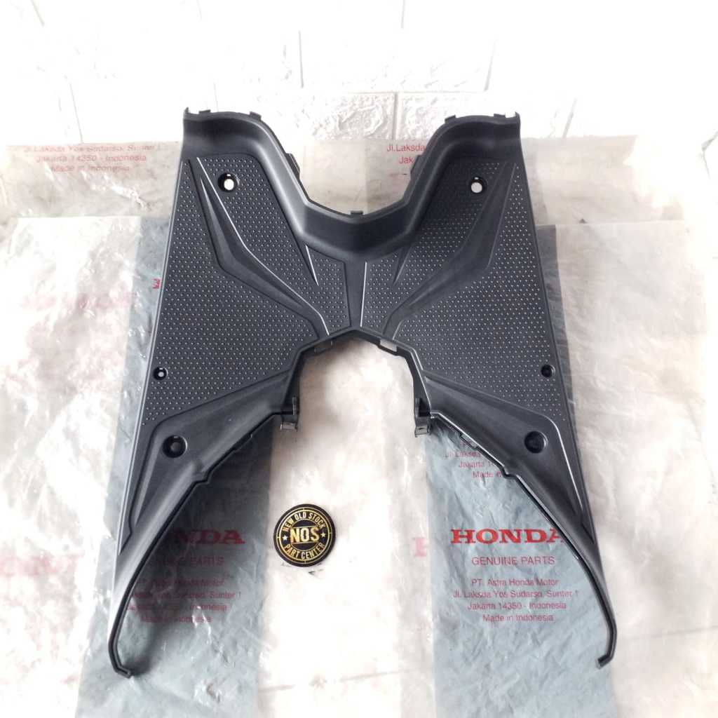 STEP FLOOR COVER LANTAI BAWAH PIJAKAN KAKI BORDES VARIO TECHNO 125 FI CBS ISS 2013-2015 VARIO TECHNO