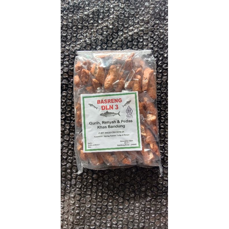 

Basreng DLN 3 / Baso Goreng Pedas Khas Bandung 1 Pak Isi 25