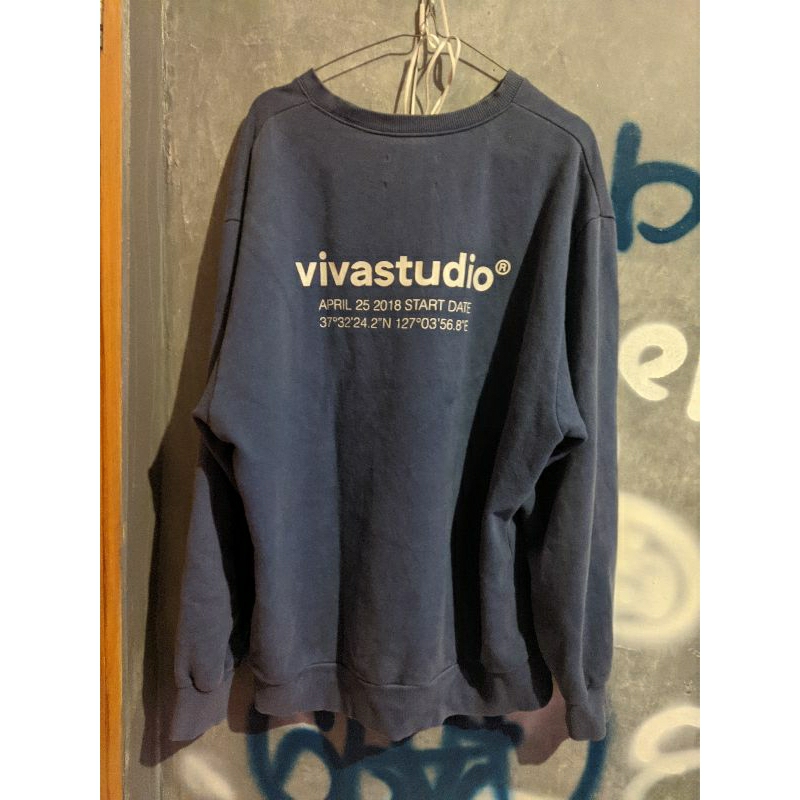 crewneck vivastudio