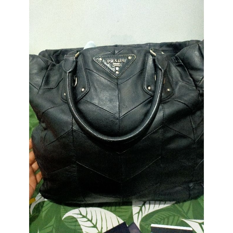 tas Prada tote full kulit domba