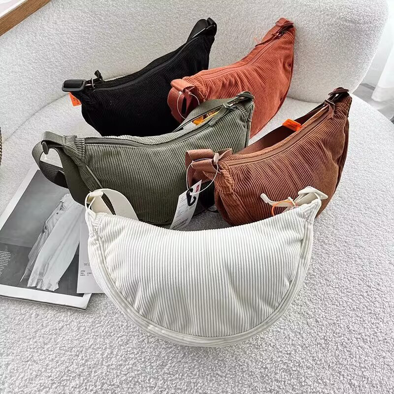 Uniqlo waist bag | Tas Selempang | Sling bag | Halfmoon Corduroy | Halfmoon Biasa