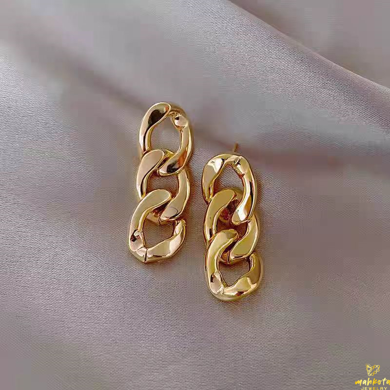 A66 Anting Titanium Premium Wanita Model Tusuk Gantung Simple Elegant Rantai Sisik Naga Lapis Emas 1