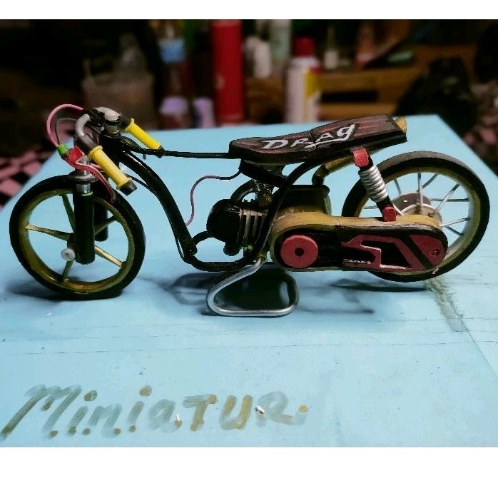 miniatur drag mio DM02