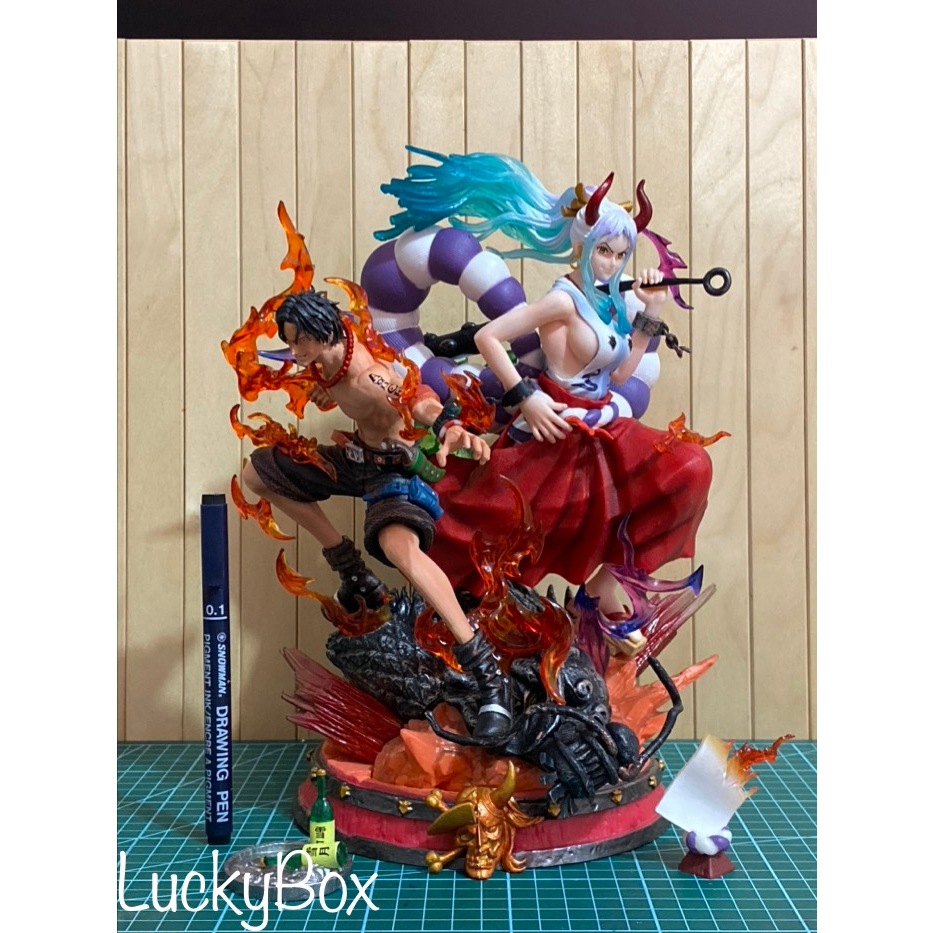 Action figure One Piece Ace Yamato diorama