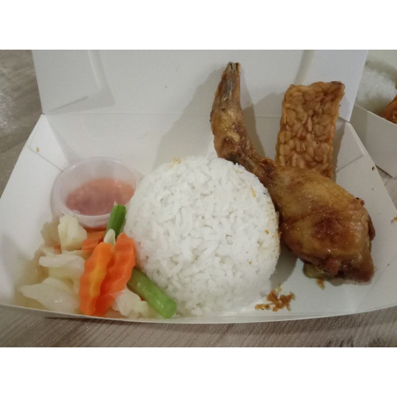 

Bakul ceban paket nasi box 4 menu termurah