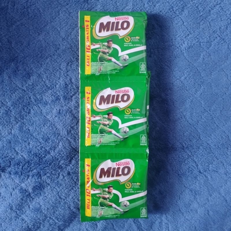 

MILO 1 renteng isi 11 sachet