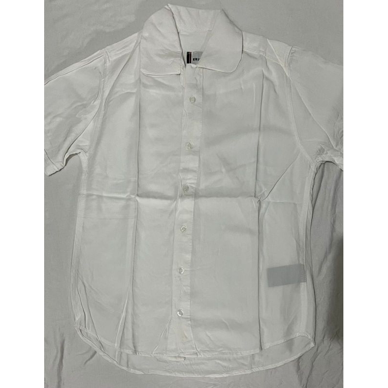 kemeja ERIGO putih