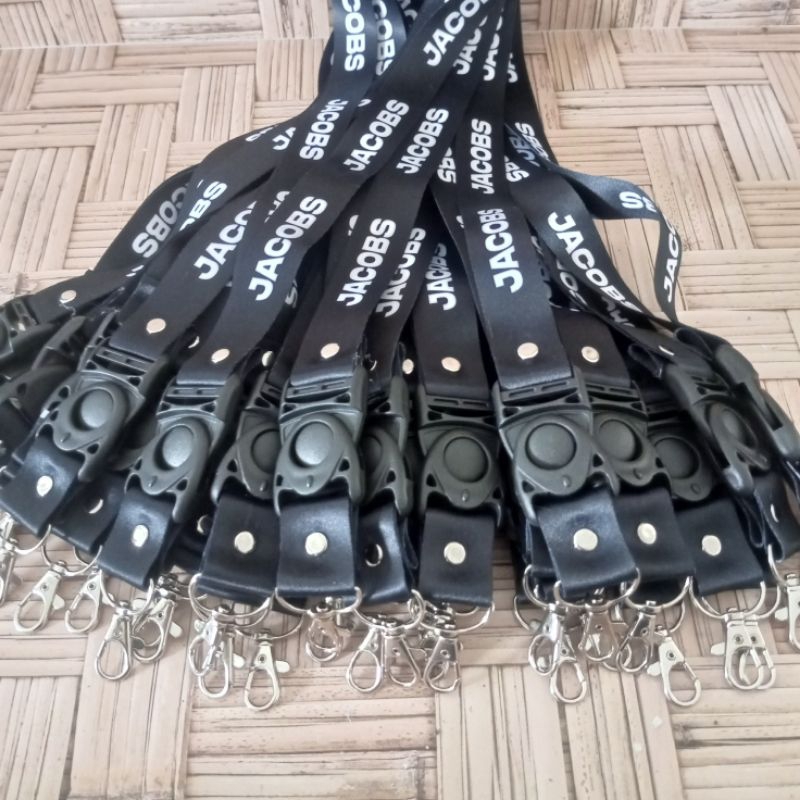 

Tali Lanyard Custom 2,5Cm Desain Suka-Suka| Harga Termurah Kualitas Terbaik Proses Cepat