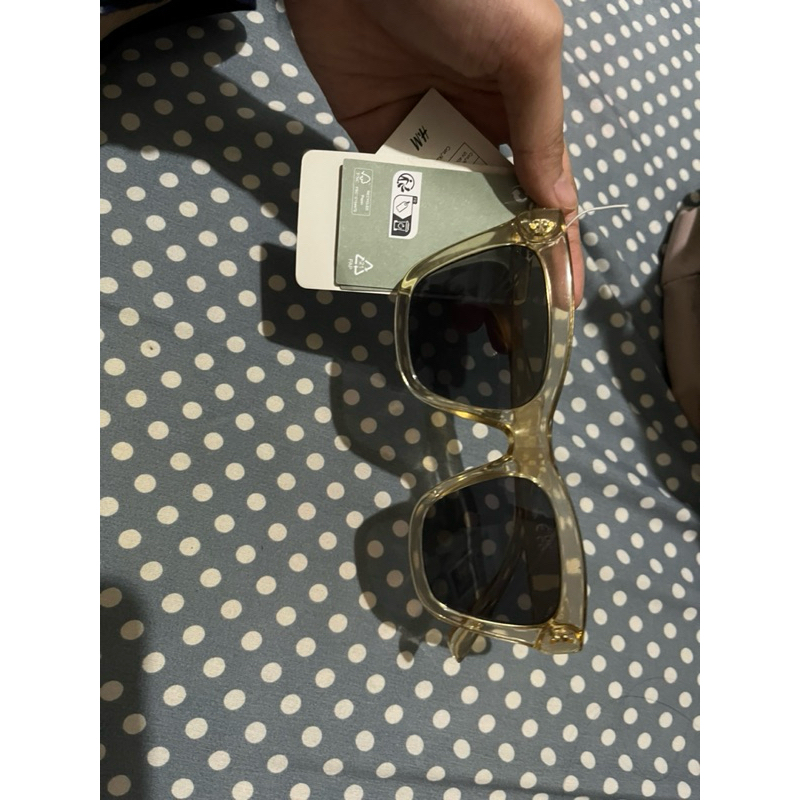 Sunglasses H&M Yellow