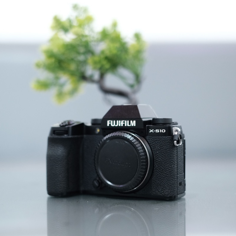 Fujifilm X-S10 Body Only
