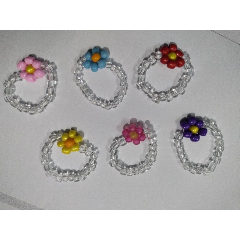 Cincin manik-manik bunga daisy korea