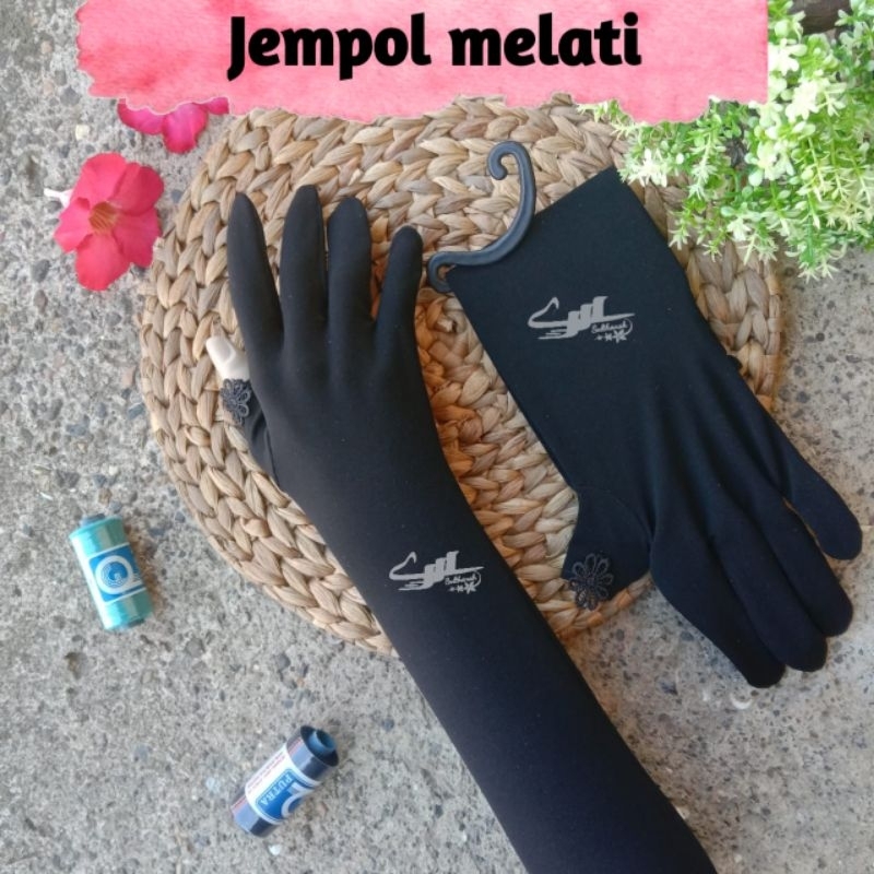 [USM], Sarung tangan muslimah jempol melati