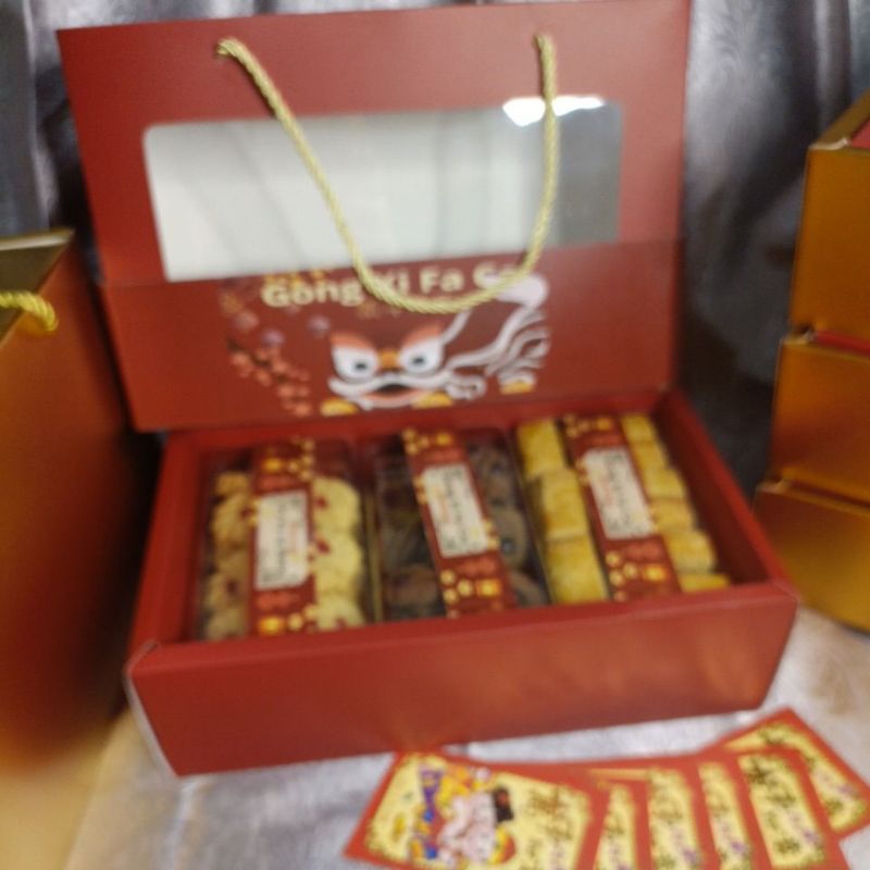 

Hampers Kue Kering Imlek F