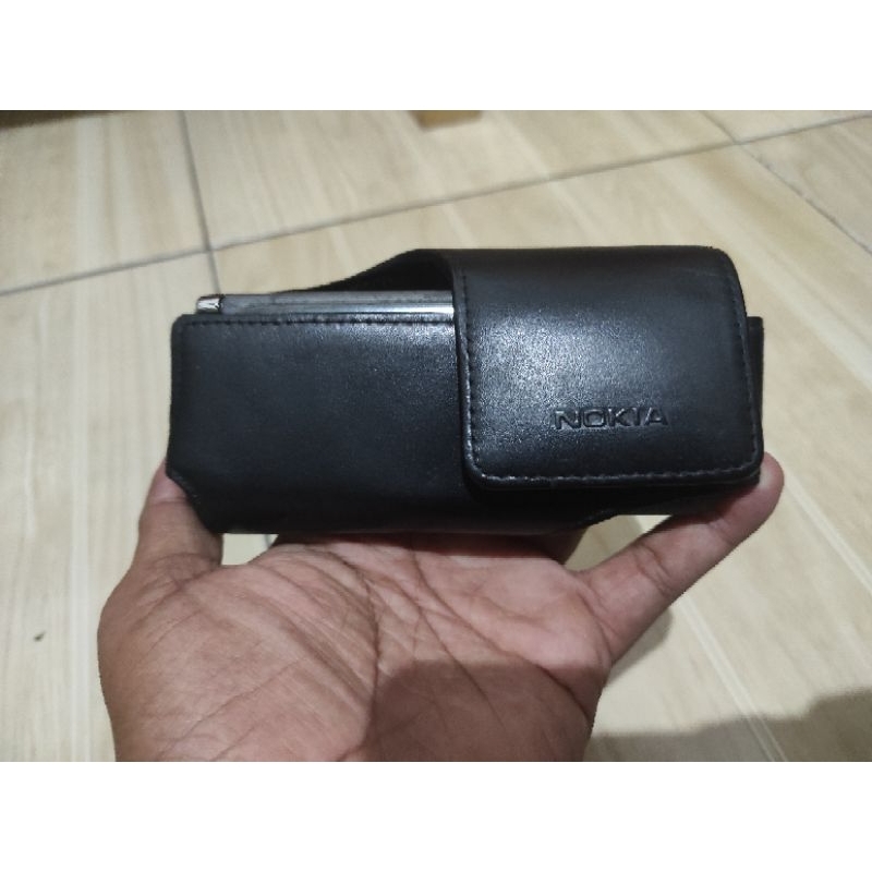 sarung hp nokia e90