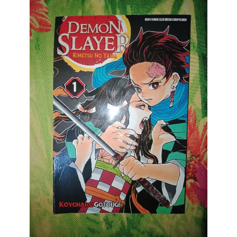 PRELOVED KOMIK DEMON SLAYER (KIMETSU NO YAIBA) VOL 1, 2,