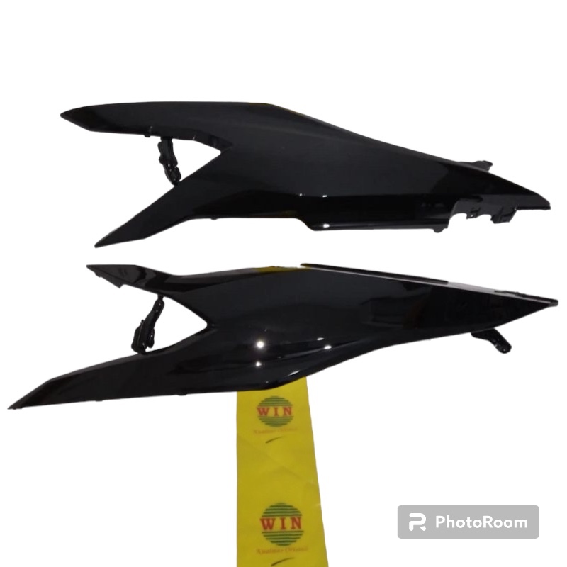 Cover Body Beat FI deluxe street hitam 2020 2021 2022 2023 | WIN | Body Beat hitam