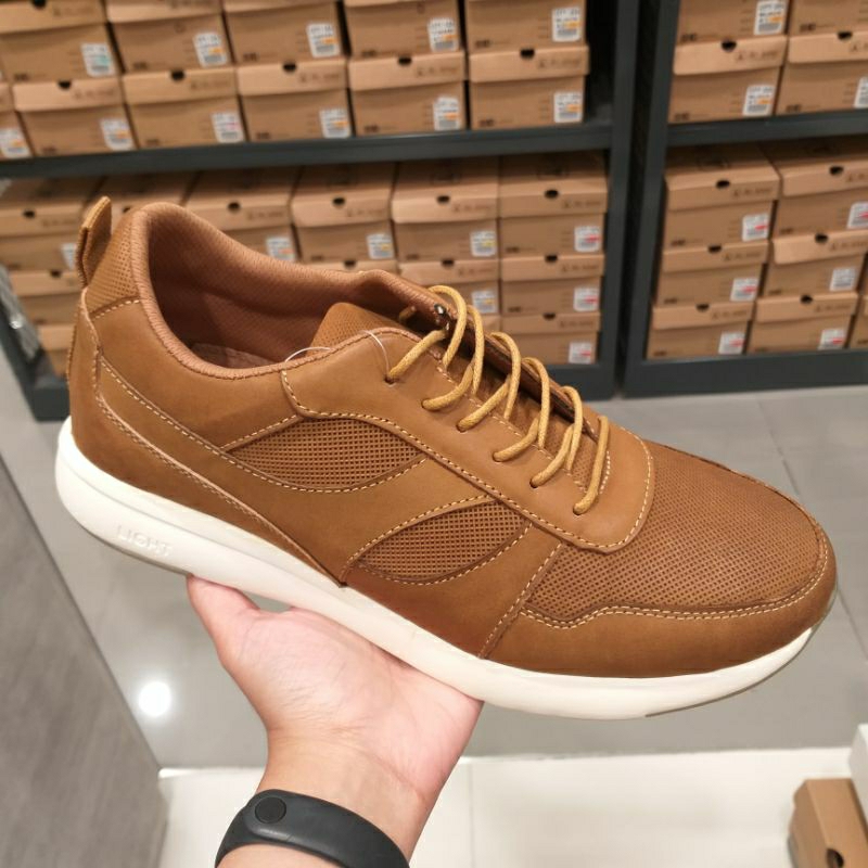 Jim Joker Sepatu Sneakers Pria Bertali Bahan Kulit Asli Original Brand Matahari