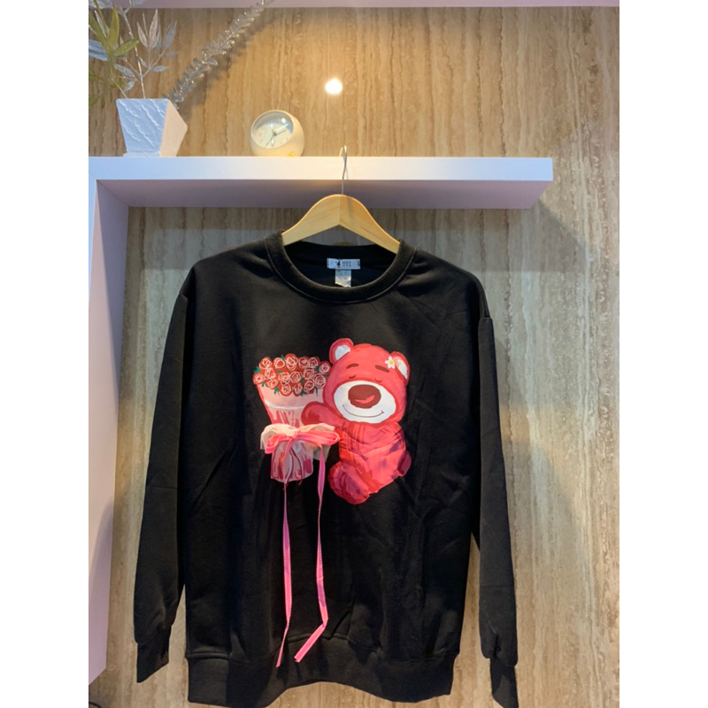 Crewneck HYS motif Lotso BKK 🇹🇭