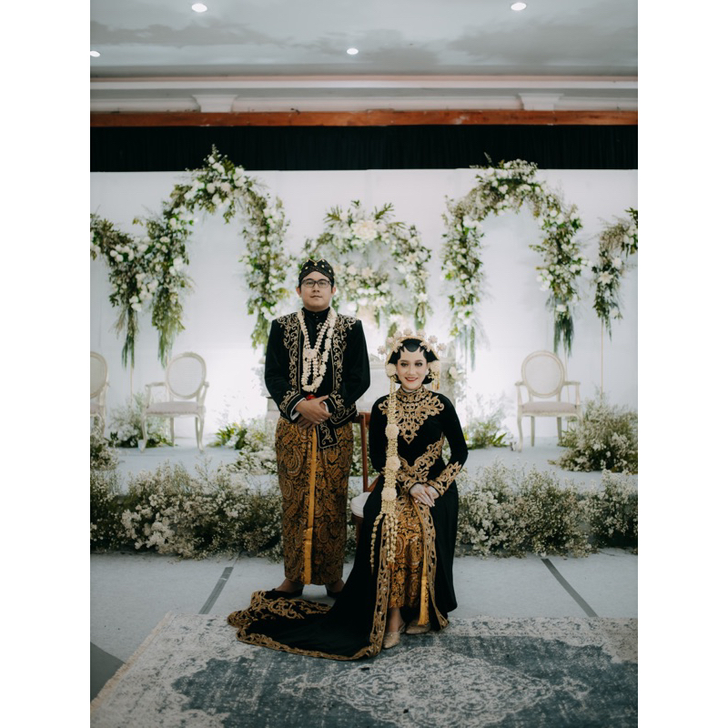 Kebaya Hitam Pengantin jawa Bludru