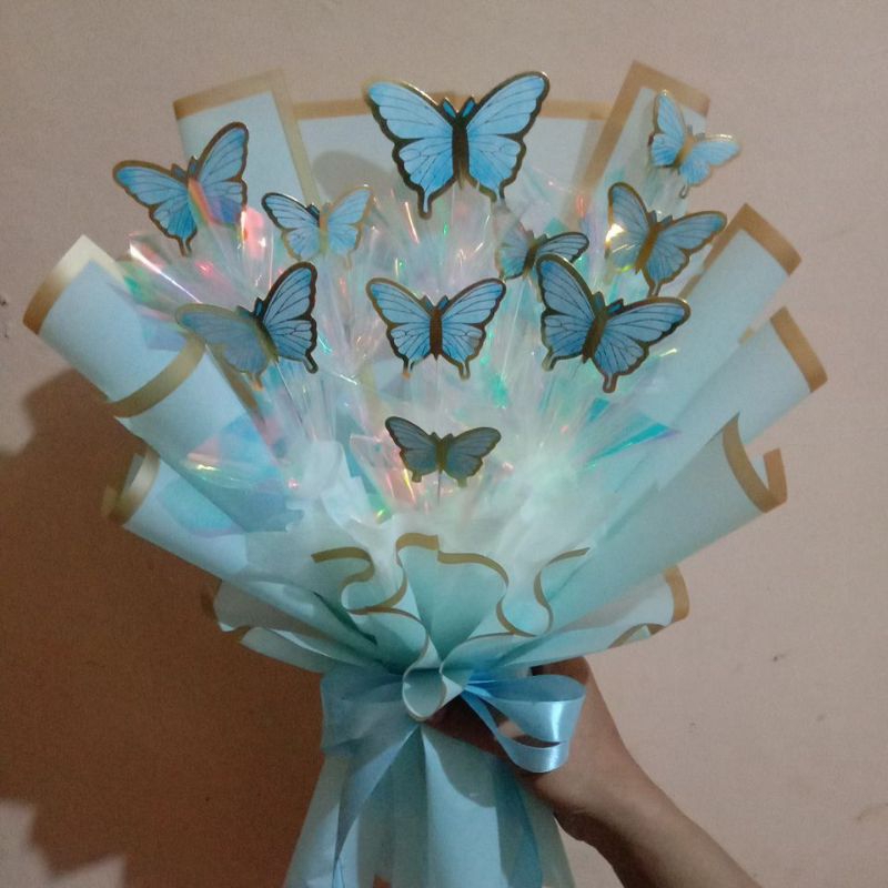 buket kupu-kupu+lampu