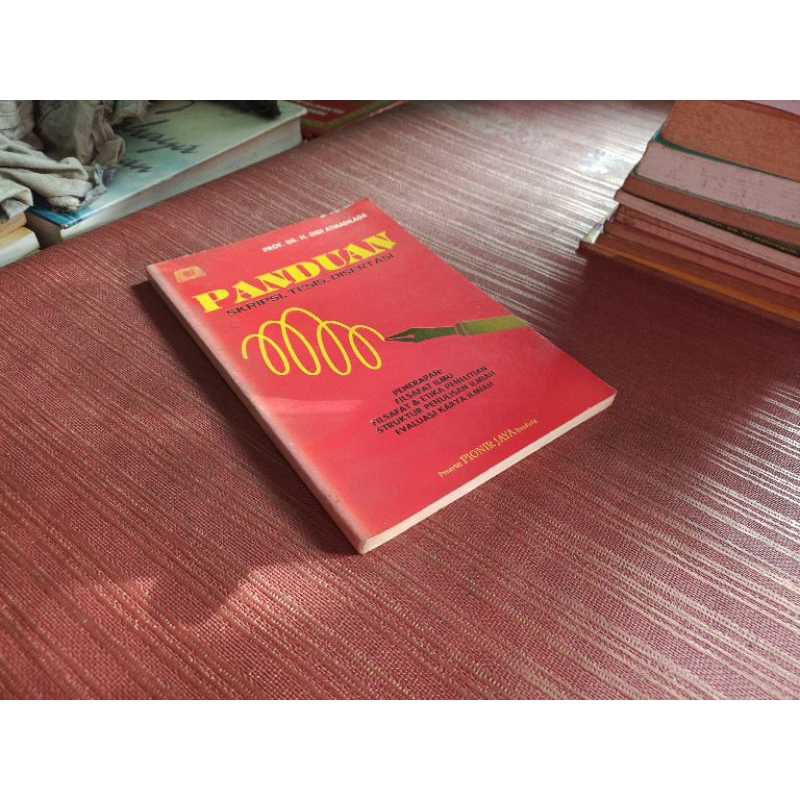 PANDUAN SKRIPSI, TESIS, DISERTASI