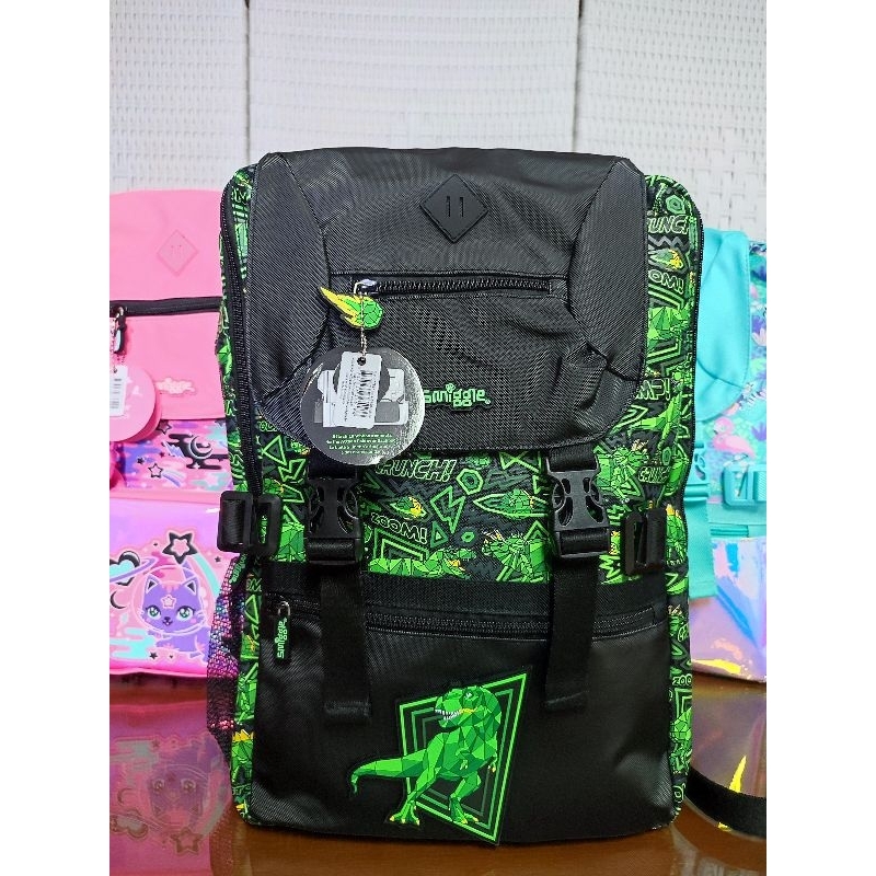 SMIGGLE BACKPACK  FOLDOVER