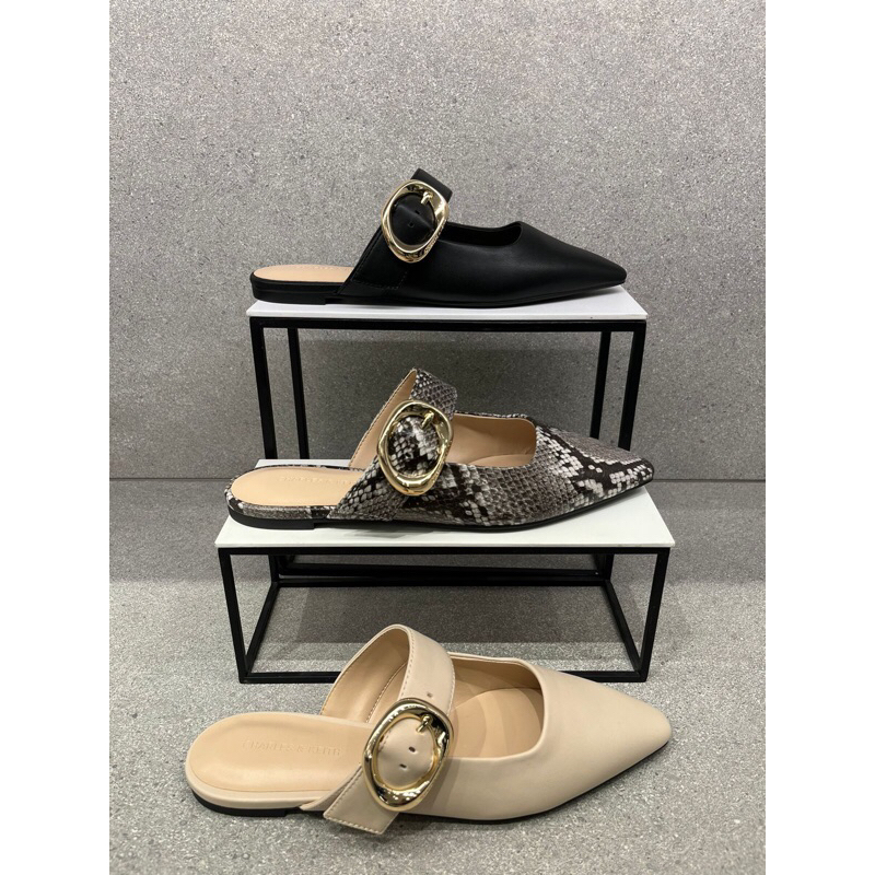 Sandal wanita flat Charles&Keith original