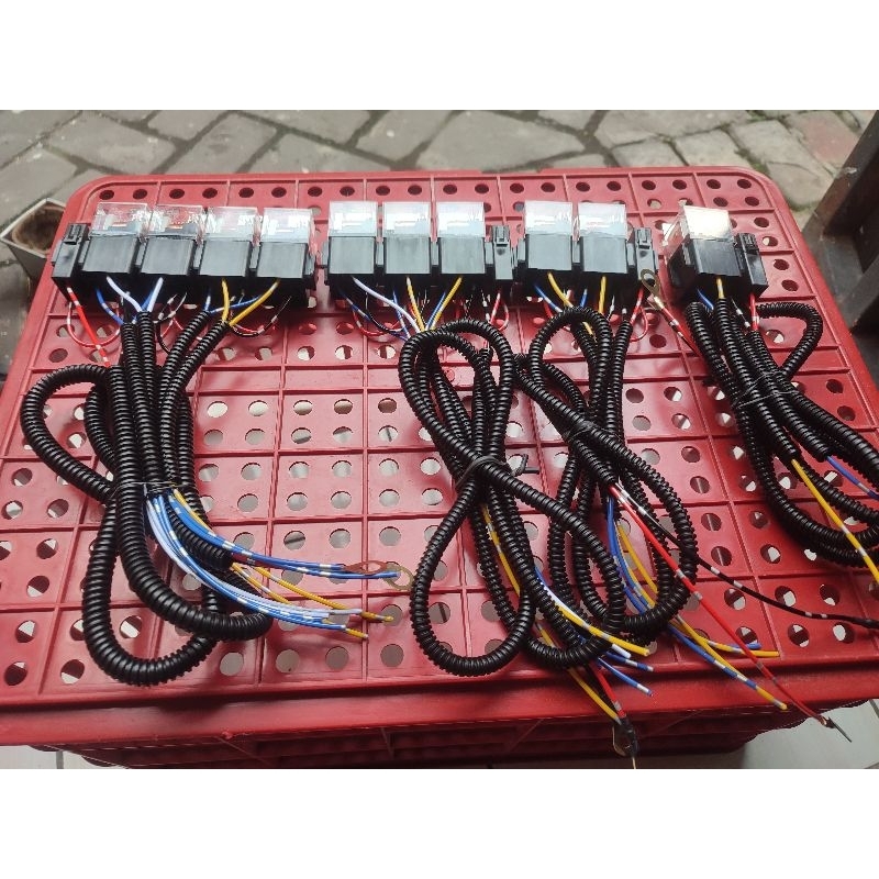 PAKET RELAY 4 PAKET 1 SET RELAY 4 KAKI PAKET KABEL RELAY LAMPU KLAKSON