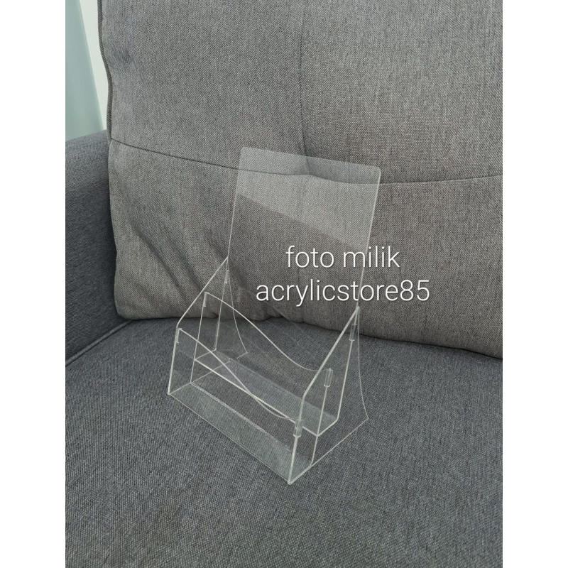 

Acrylic XT Brosur A5, 15,5cm x 21cm,2susun (2mm)