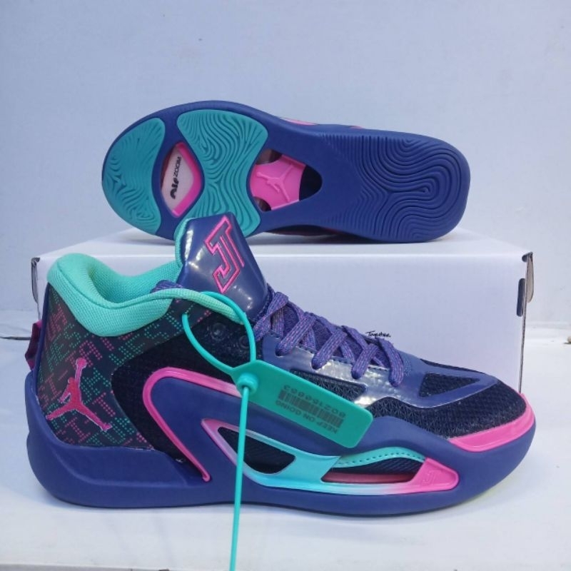 SEPATU JORDAN TATUM 1 HUEVOS BANCHEROSSIZE 40 - 44