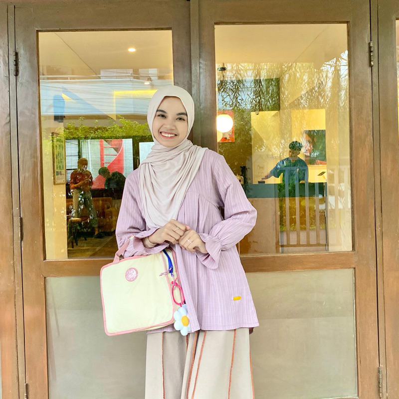 YOUNAHIJAB - TANIA Blouse Lady Crush Atasan Wanita Simple L - XL