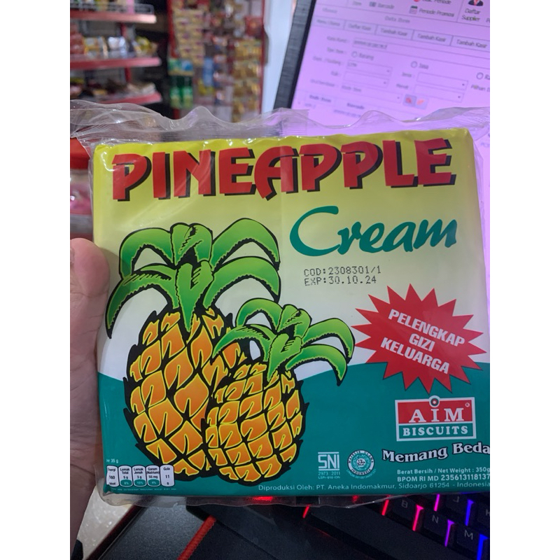 

BISKUIT AIM PINEAPPLE CREAM BISKUIT NANAS 350gr