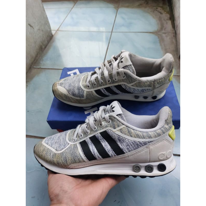 adidas LA trainer II