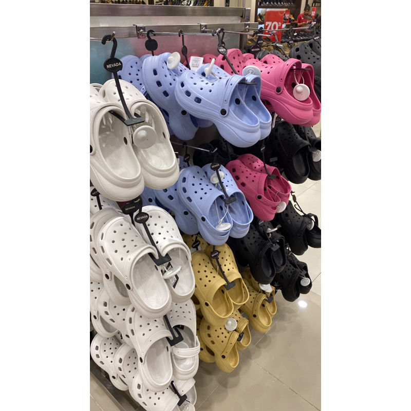 sandal pylon nevada ori matahari