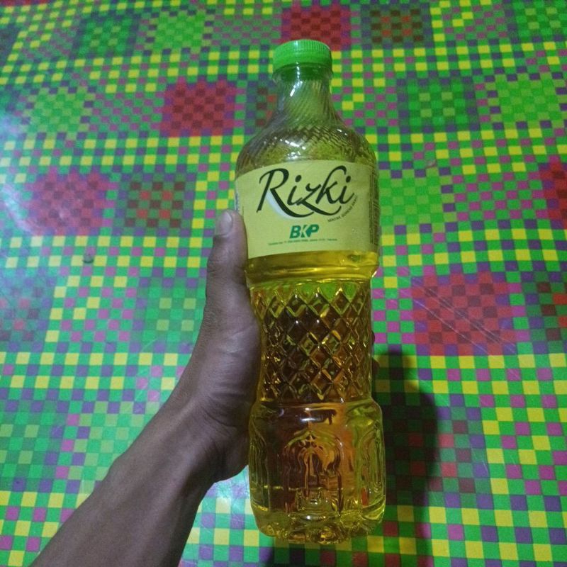 

Minyak goreng Rizki 1 liter