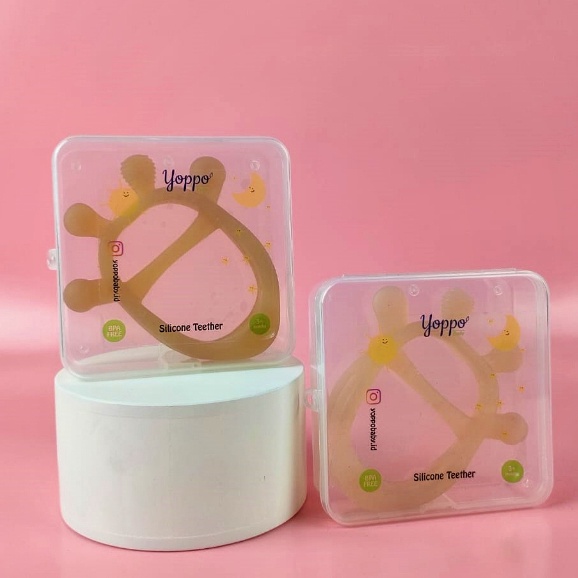 Produk Pilihan  Yoppo Baby  Teether Gelang Jerapah  Case  Mainan Gigitan Bayi BPA Free