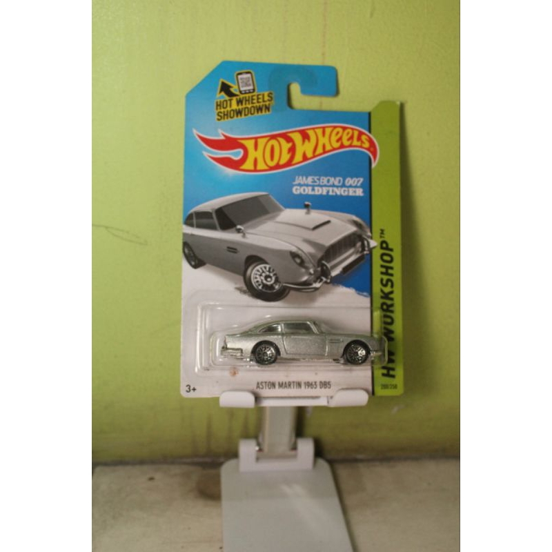 ASTON MARTIN 1963 DB5