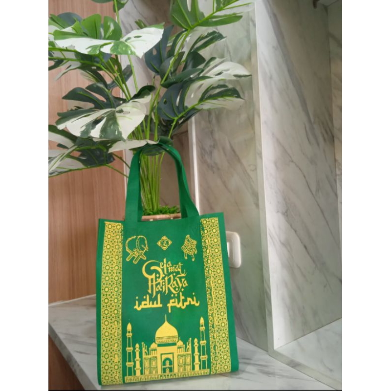 

tas lebaran IDUL FITRI/GOODIE BAG/TAS PRESS LEBARAN