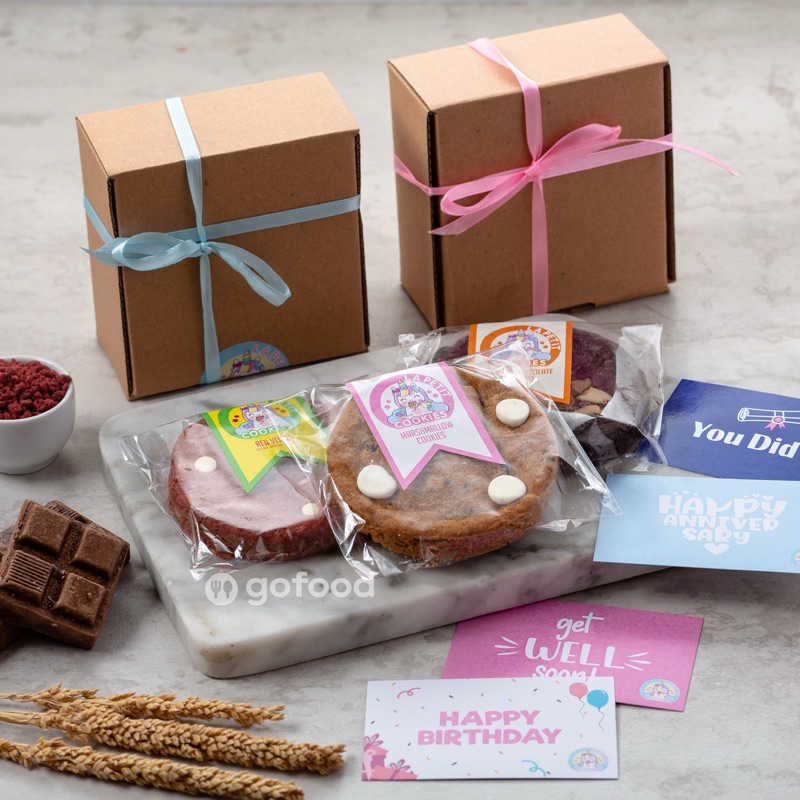 

Hampers Gift Box Termurah Wisuda Birthday Kado Super Mini La Petit Premium Box