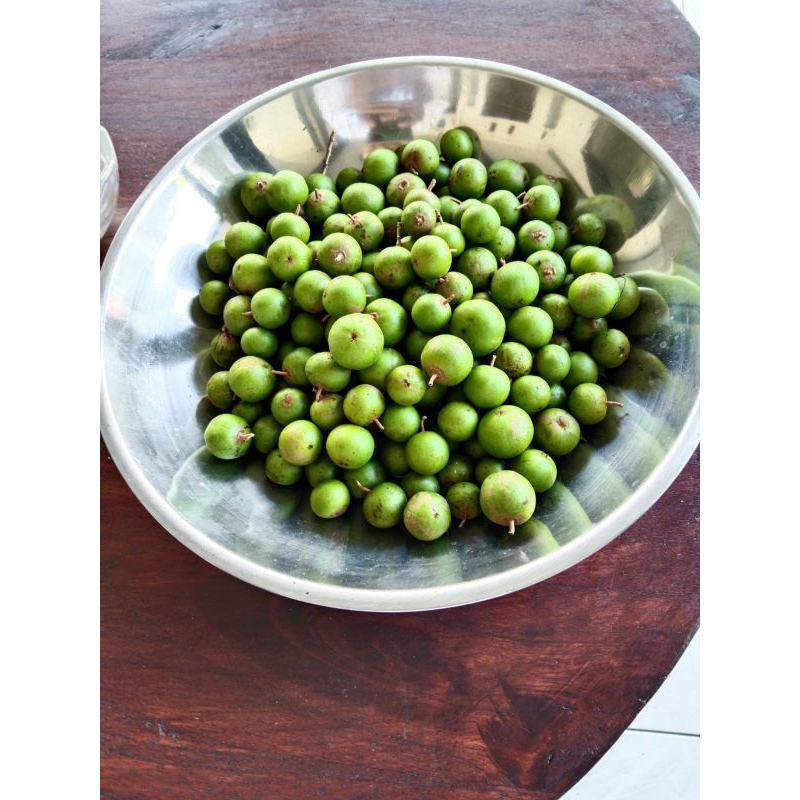 

Buah Kem bukit hijau 1/2 kg