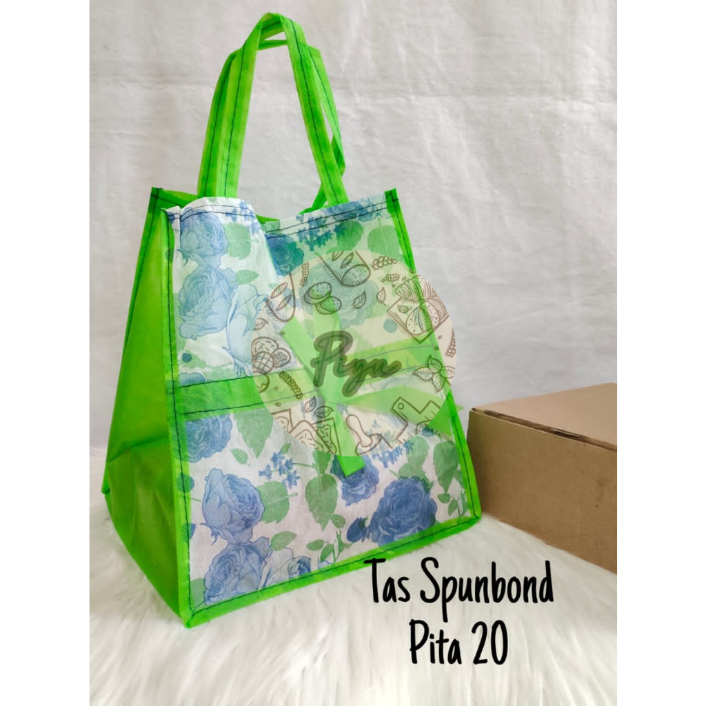 

Tas Kain PITA Spunbond Ukuran 20 dan 22