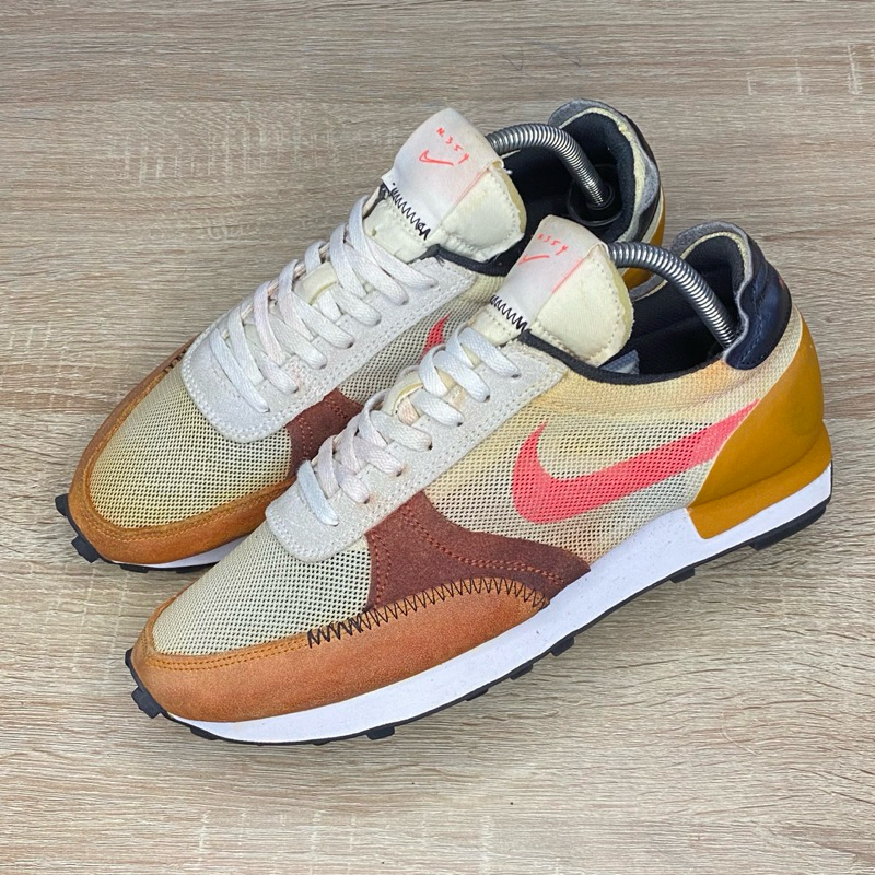 SEPATU SECOND NKE DAYBREAK x N.354