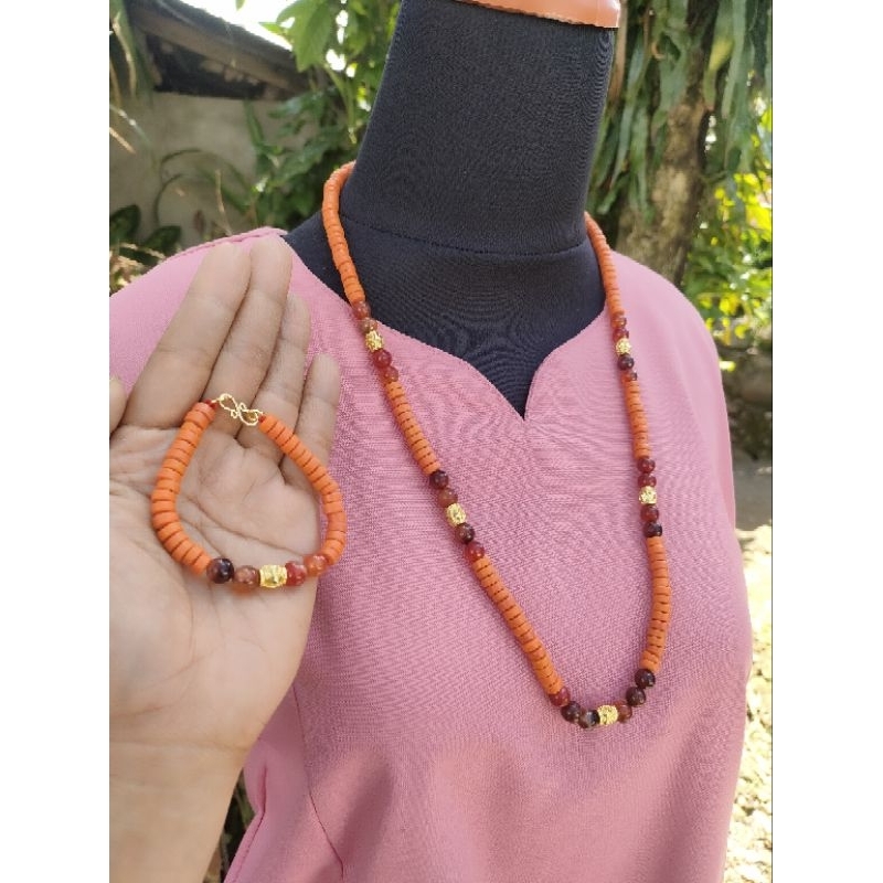 Kalung  + gelang Toraja - Mamasa : Manik Kata variasi